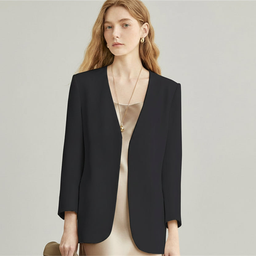 Black color women commuter blazer jacket with long sleeves