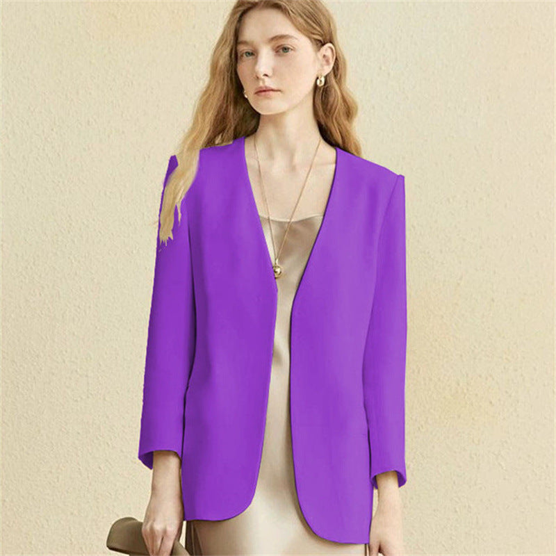Elegant women office blazer top suitable for business and commute